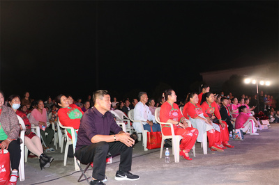 濃情中秋 月滿(mǎn)國(guó)慶——海州區(qū)寧海街道魏灣村文藝匯演暖人心